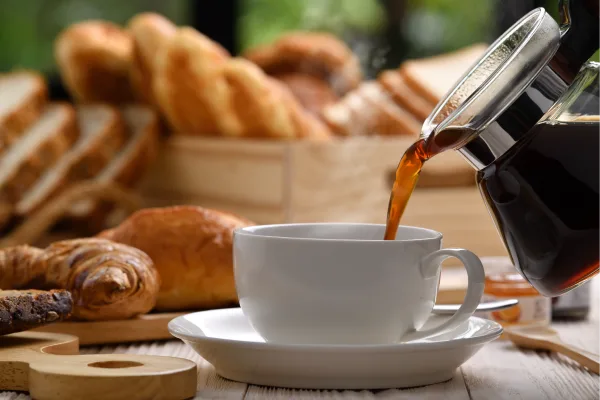 Coffee break corporativo para empresas en Santiago por Banquetería Buen Detalle