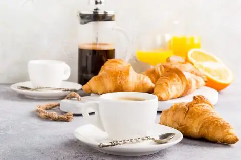 Desayuno corporativo y brunch empresarial en Santiago por Banquetería Buen Detalle